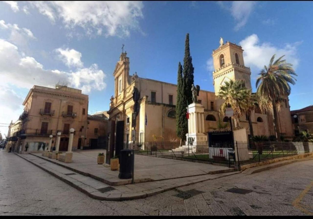 Alcamo Rooms Con Garage Privato Kültér fotó